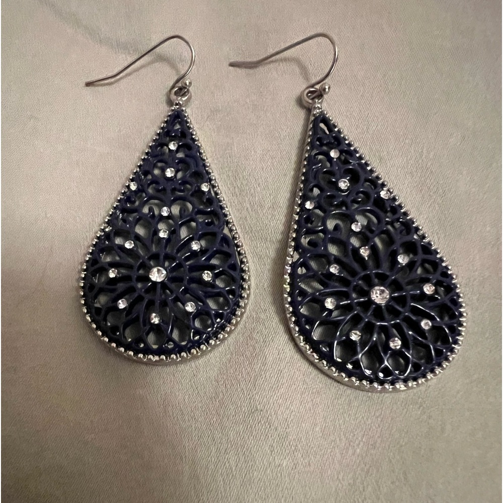 Elegant earring set